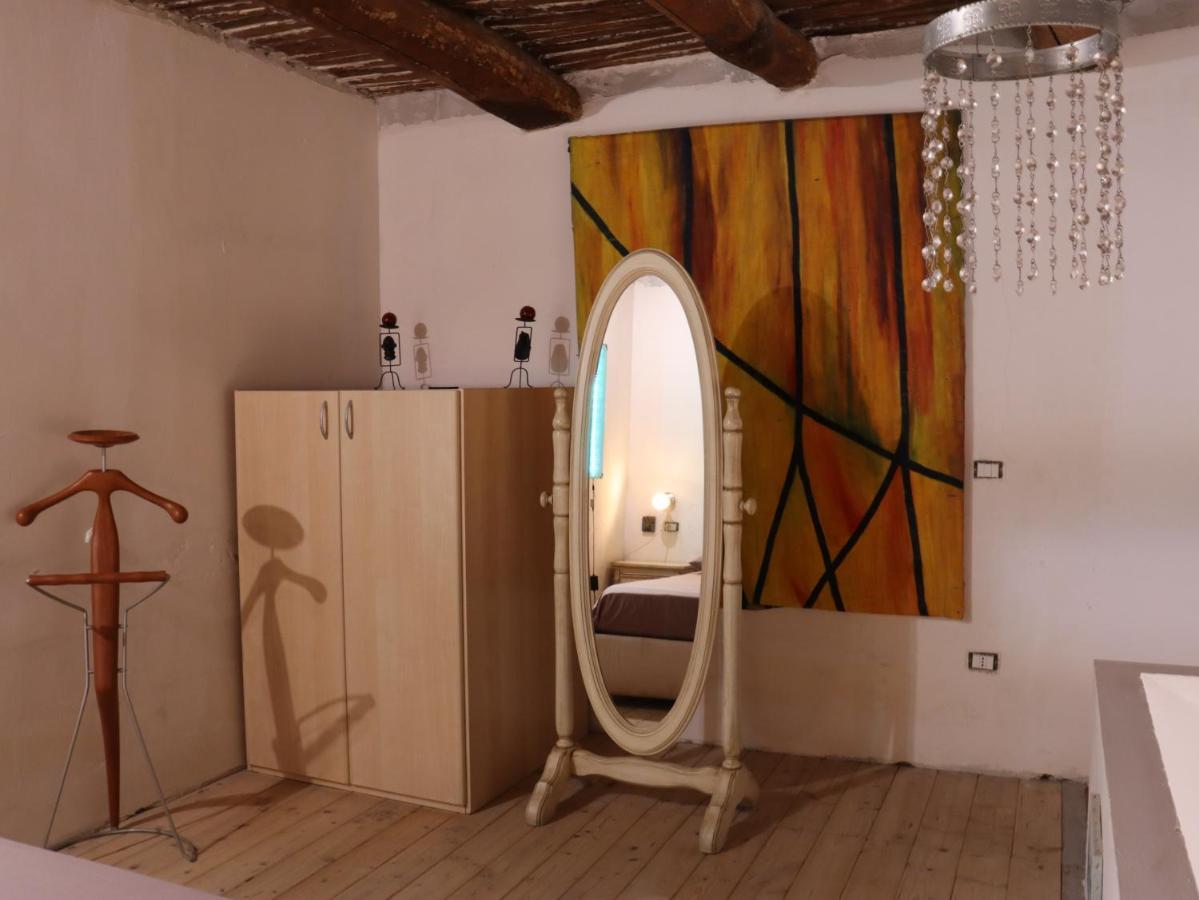 Viaggio Nel Cuore Dell'Arte Naples Exterior photo